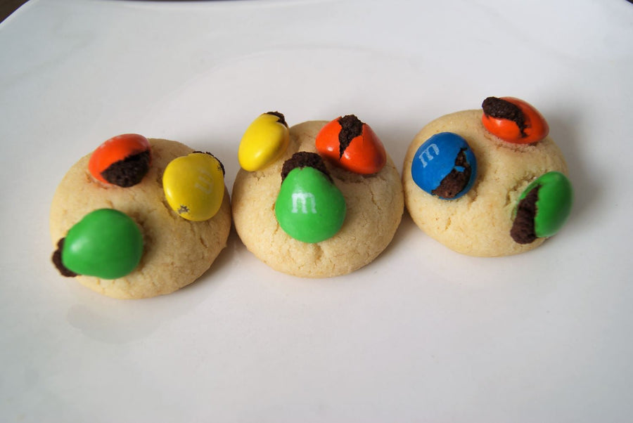 M&M Cookies (Mini Bottle)